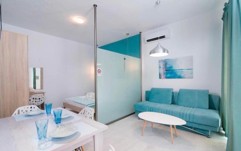 Lena Apartments 3 Potos Luaran gambar