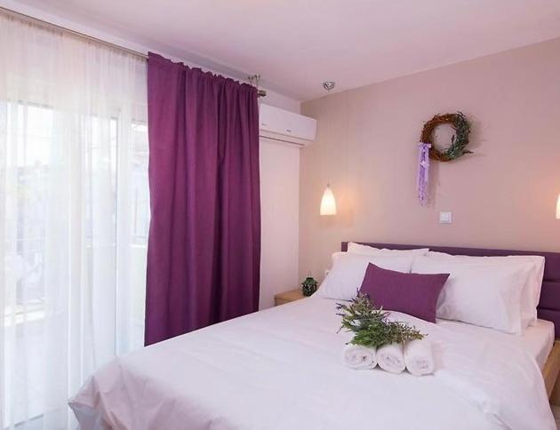 Lena Apartments 3 Potos Luaran gambar